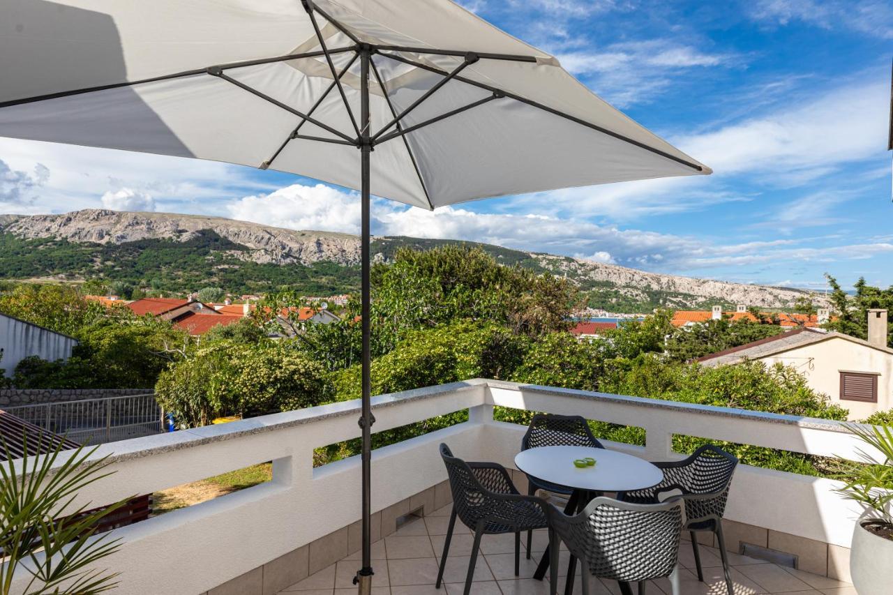 Happy Apartments Baska Exterior photo